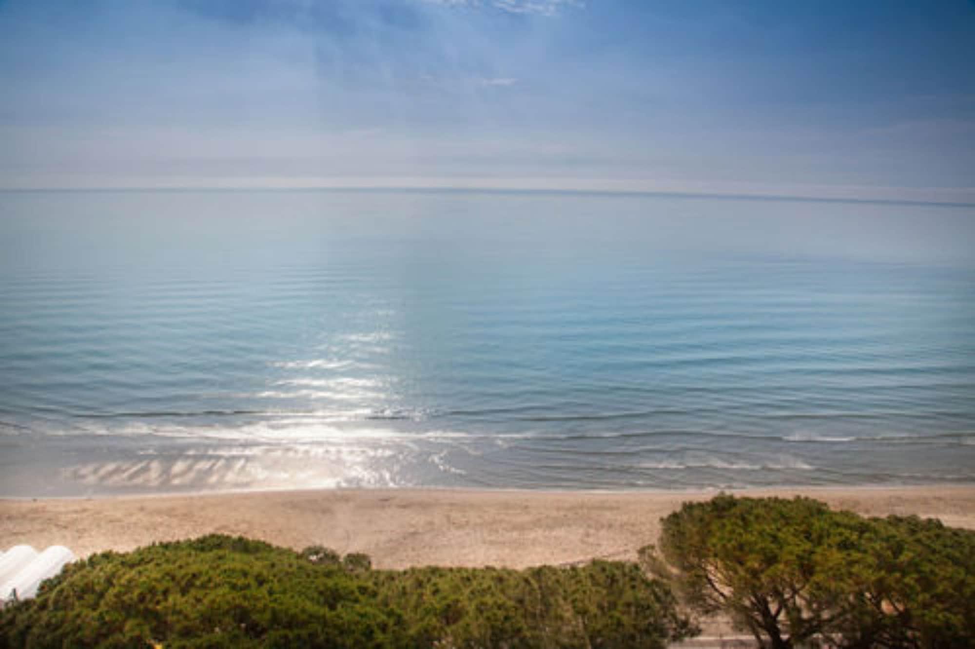 Grand Hotel Spiaggia Аласио Екстериор снимка