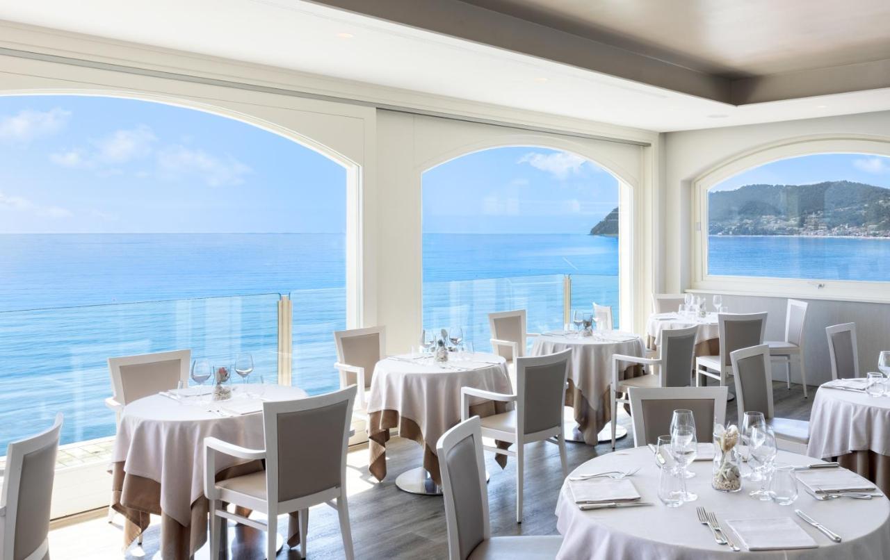 Grand Hotel Spiaggia Аласио Екстериор снимка