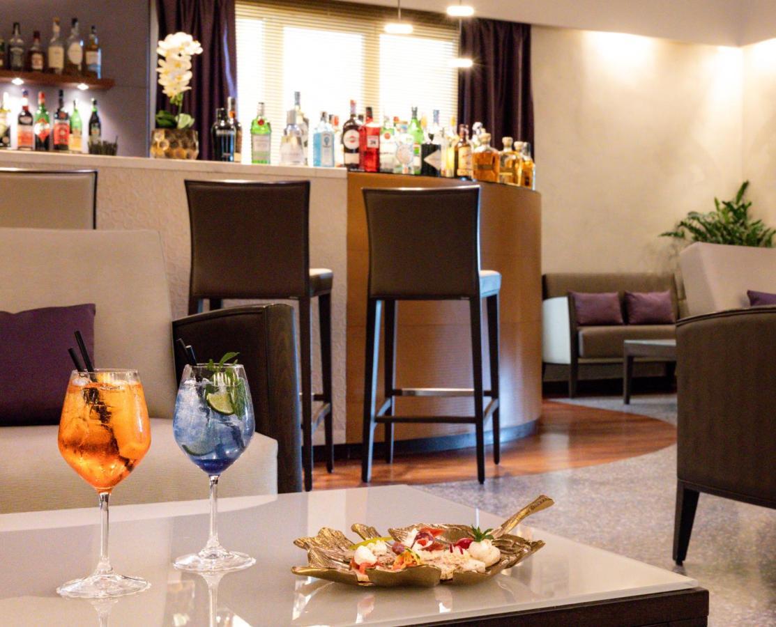 Grand Hotel Spiaggia Аласио Екстериор снимка